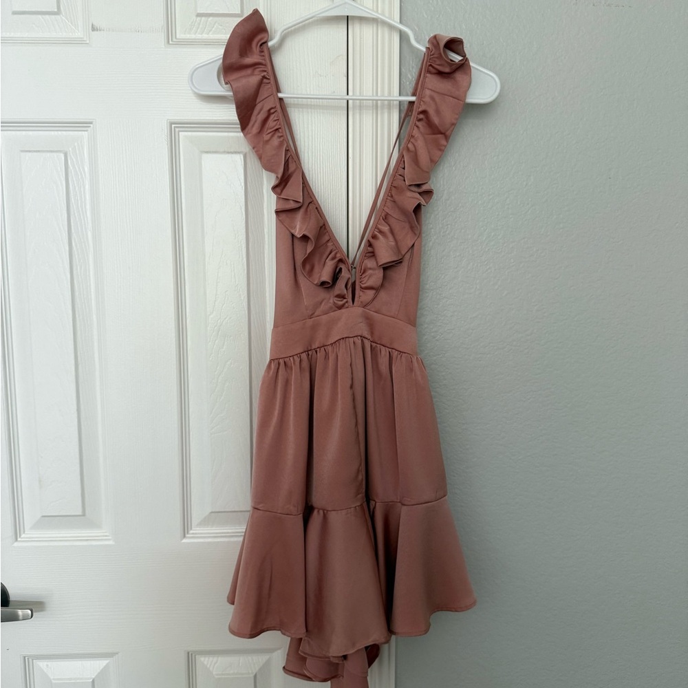 Ruffled V-Neck Dress in Mauve